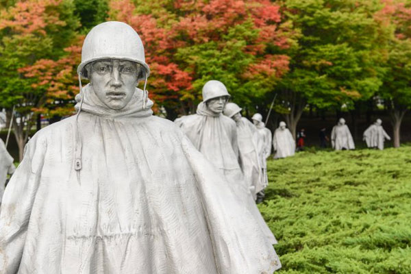 At the Korean War Memorial, Oct. 15, 2014, in Washington, D.C., U.S. Army generals and representatives of the Republic of Korea and its Army laid wreaths to commemorate those who fought in the three-year-long conflict. (Army Photo)